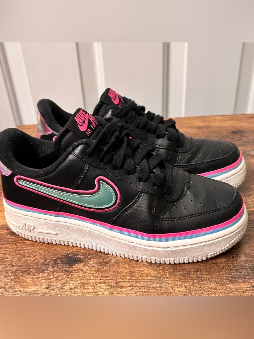 Nike Air Force 1 '07 LV8 Sport South Beach Sz Y: 4.5,W: 6.5, fantastic pre-owned